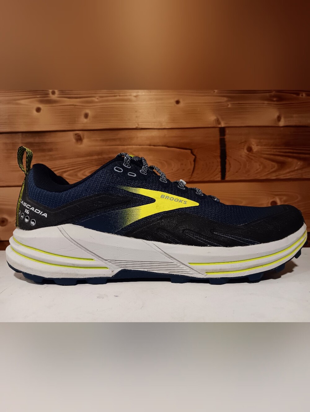 Brooks Cascadia 16 Trail Running Shoes Mens 12